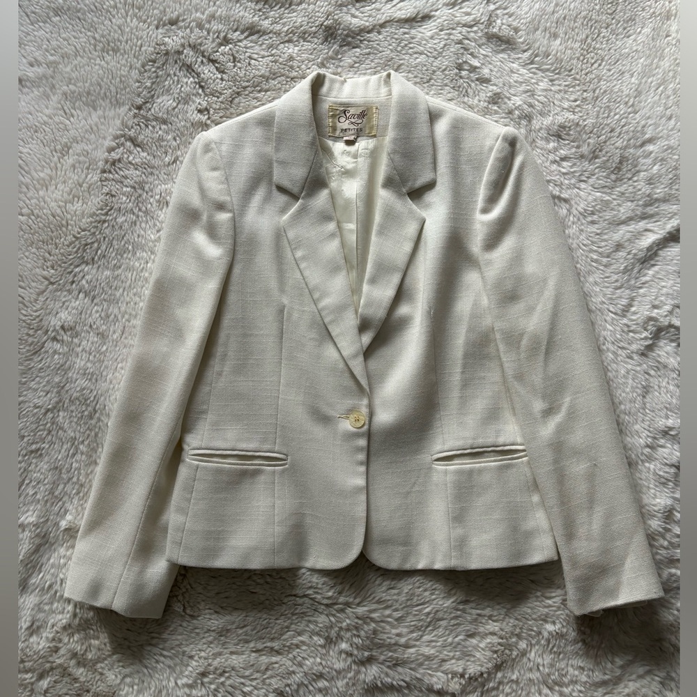 VTG Saville Cream White Button Front Fitted Blazer Jacket
